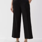 Culotte Chino Trousers Black. Fit: regular MATERIAL Fabric: woven fabriccotton Quality: stretchyhigh-quality MATERIAL COMPOSITION Outer fabric: 98% Cotton, 2% Elastane; Lining: 100% Cotton