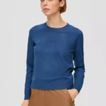 Viscose Blend Woman Jumper Blue. Γυναικεία πλεκτή μπλούζα. Στρόγγυλη λαιμόκοψη, μαλακή και λεπτή πλέξη από βισκόζη. Neckline: round neckline -neckline with a ribbed trim. Fabric: stretch viscosefine knit. Quality:stretchy fine soft warm. MATERIAL COMPOSITION 72% viscose, 28% polyester