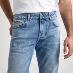 Men Mid Rise Slim Jeans RH8 Worn Light Blue PEPE.PM207388RH8 000 03 MO